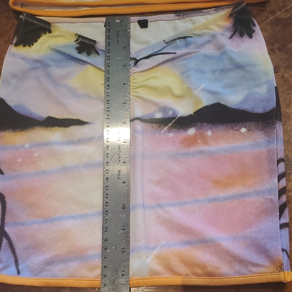 Sunset Print Halter Top and Skirt Set - Picture 5 of 11